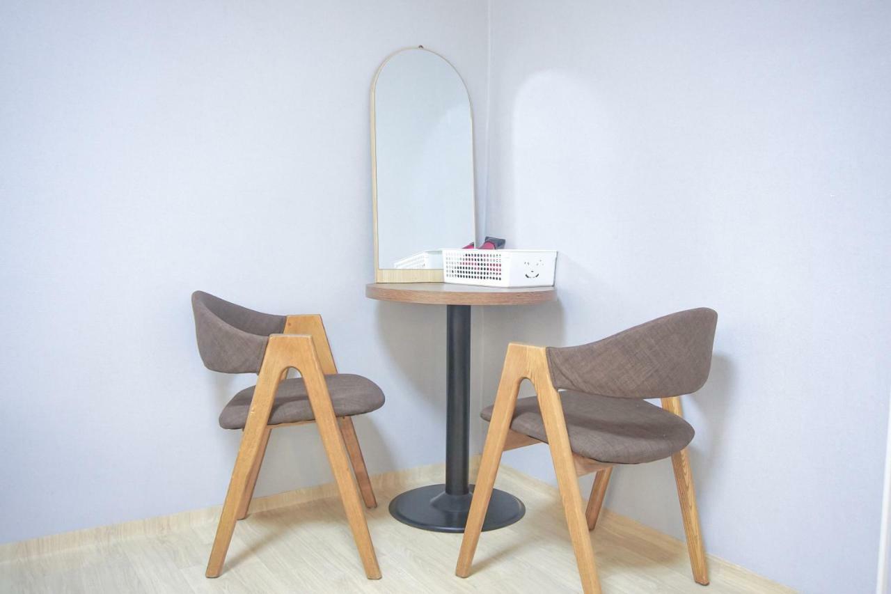 Bomulzip Hongdae Guesthouse Seoul Bagian luar foto