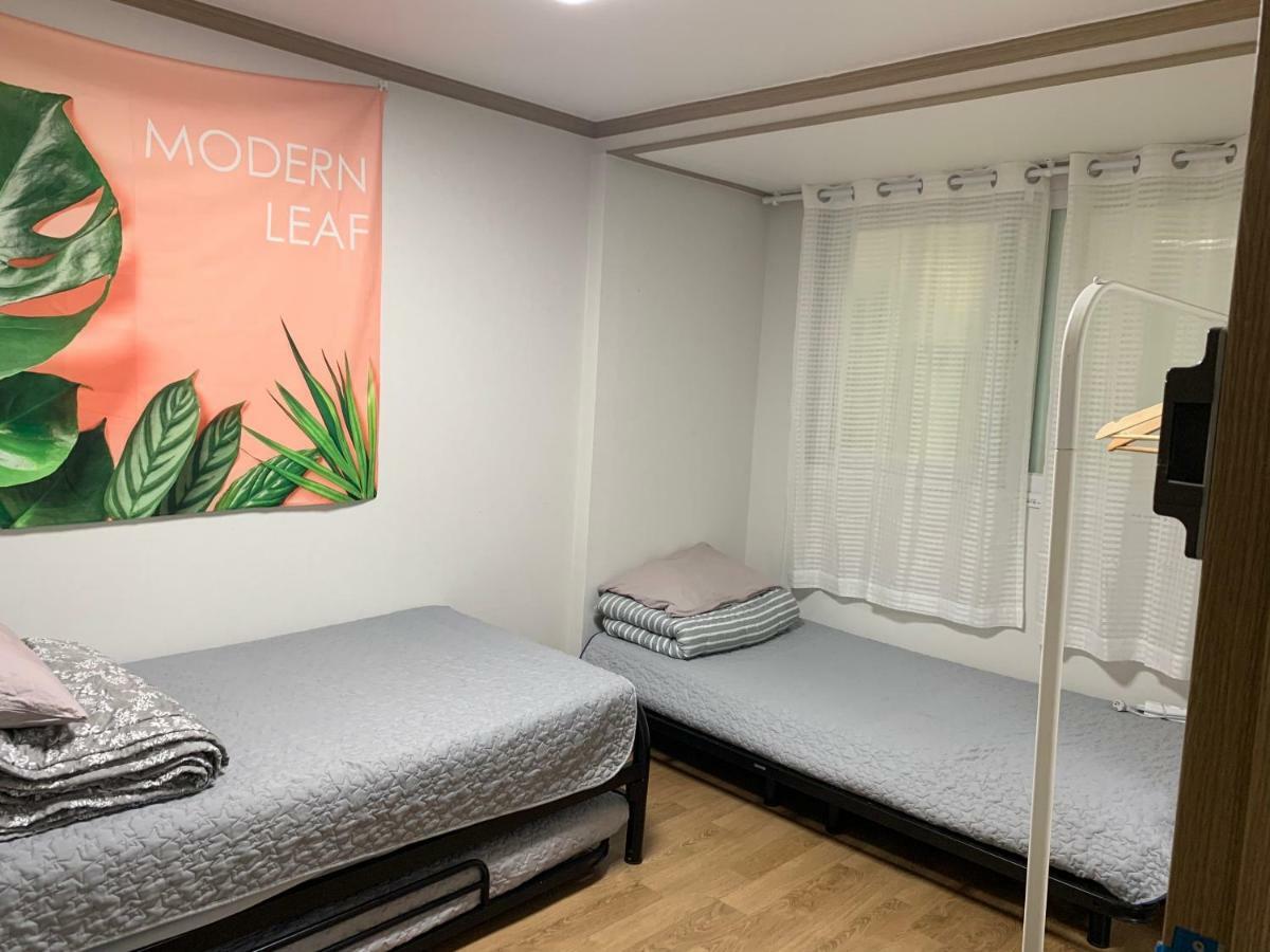 Bomulzip Hongdae Guesthouse Seoul Bagian luar foto